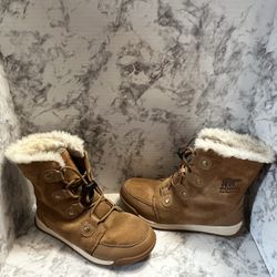 Sorel Whitney Suede Boots 