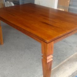 Sturdy dining room set