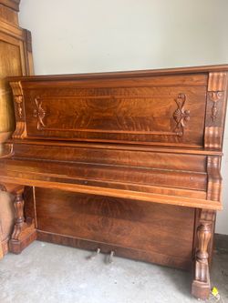 Piano antique