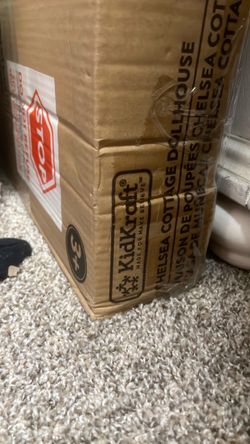 Brand new kids dollhouse in box