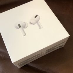 Apple AirPods Pro  *NEW*