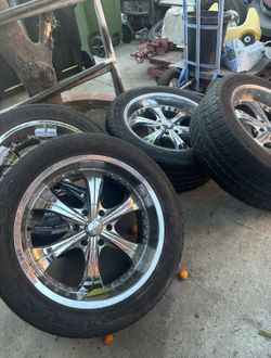 22 Inch Chrome Rims With Tires