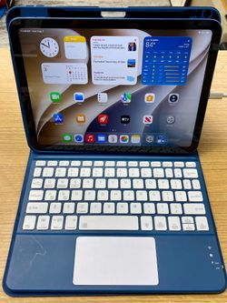 Apple iPad A16 128GB Wi-Fi 11th Gen Blue w/ Bluetooth Keyboard Case