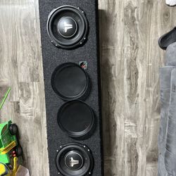 JL Audio 10TW3-D4 Subwoofers In Box