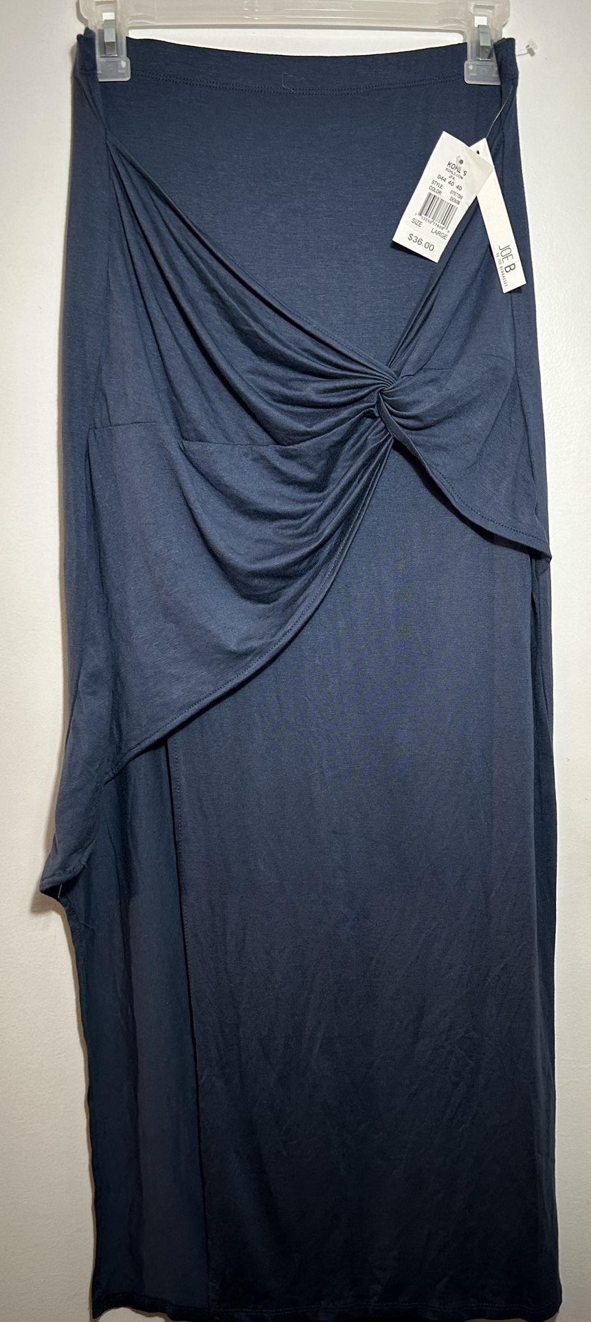 New women's stylish wrap skirt .Size L. $30.