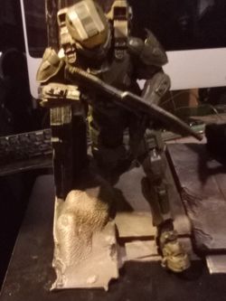 01/6 Halo Collection Statues