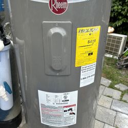 Water Heater 50 Gallons Excellent