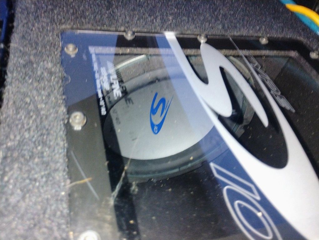 109nch Subwoofer Box By ALPINE