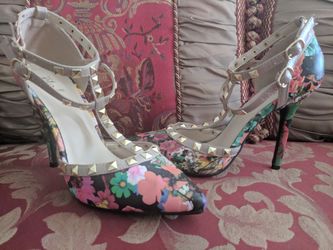 High heels like new