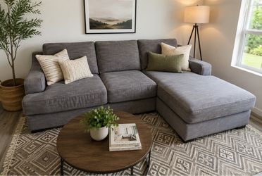 🤍Beautiful Gray Sectional Sofa with Reversible Chaise! DELIVERY AVAILABLE