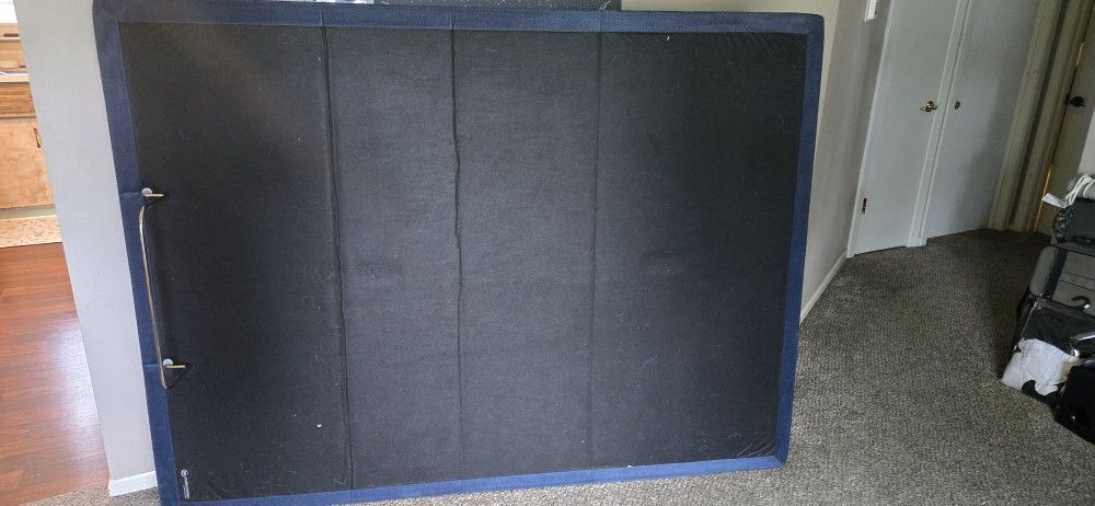 Queen Adjustable Base