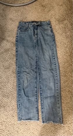 PRETTYLITTLETHINGS JEANS SIZE 0/2