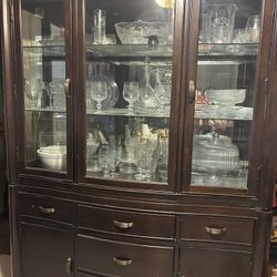 China cabinet and Table With  6 Chairs 
