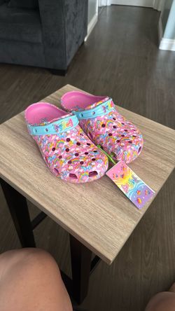 CROCS Size: 6 Youth=7.5 Women’s