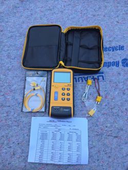 THERMOCOUPLE CALIBRATOR VA710