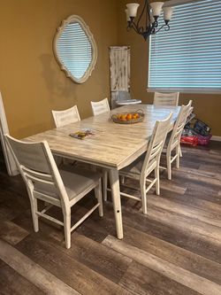 Farmhouse dining set