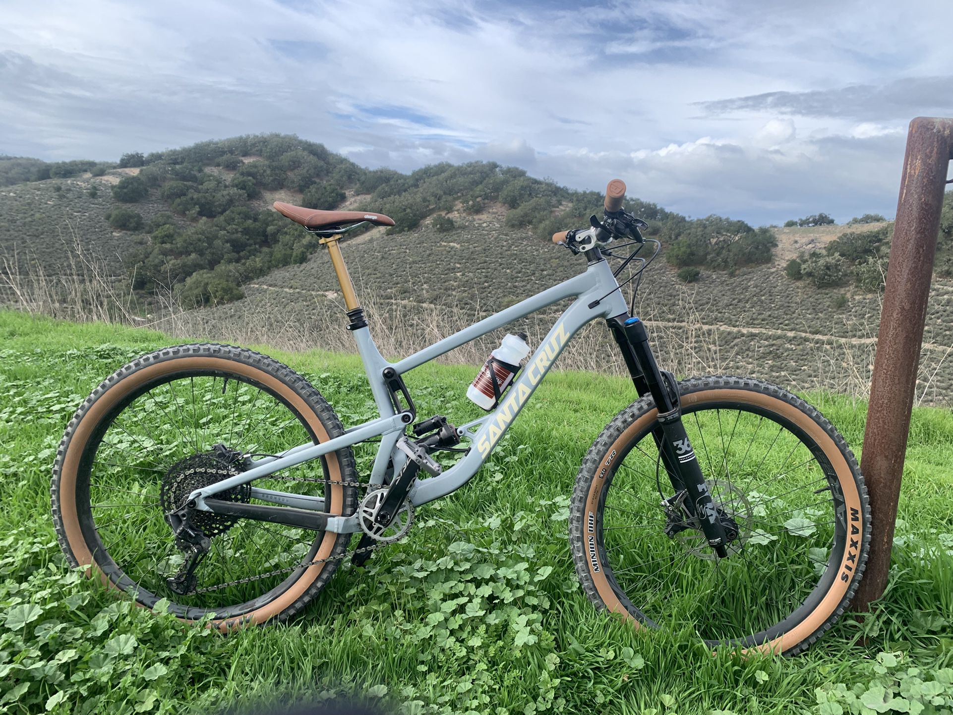 Santa Cruz Bronson Mountain Bike 