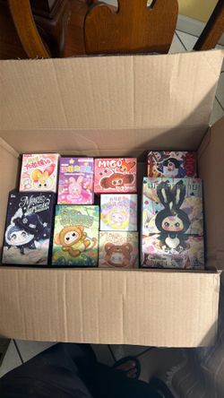 🎁 Designer Blind Box Bundle – 10 Brand New Collectible Blind Boxes