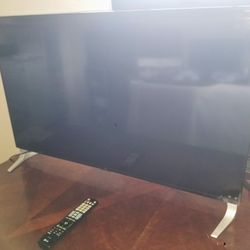 43" Smart TV 