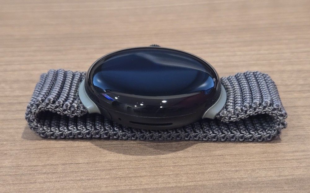 Google Pixel Watch LTE グーグル Matte Black Google Pixel Watch (Matte Black case and Obsidian Active