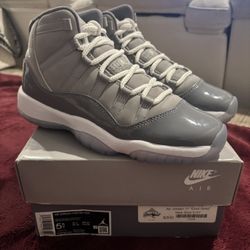Jordan 11s 