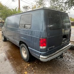 1997 Ford E-150