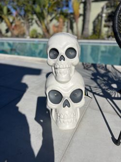 Halloween Stacked Skulls Decoration Sound Activated 