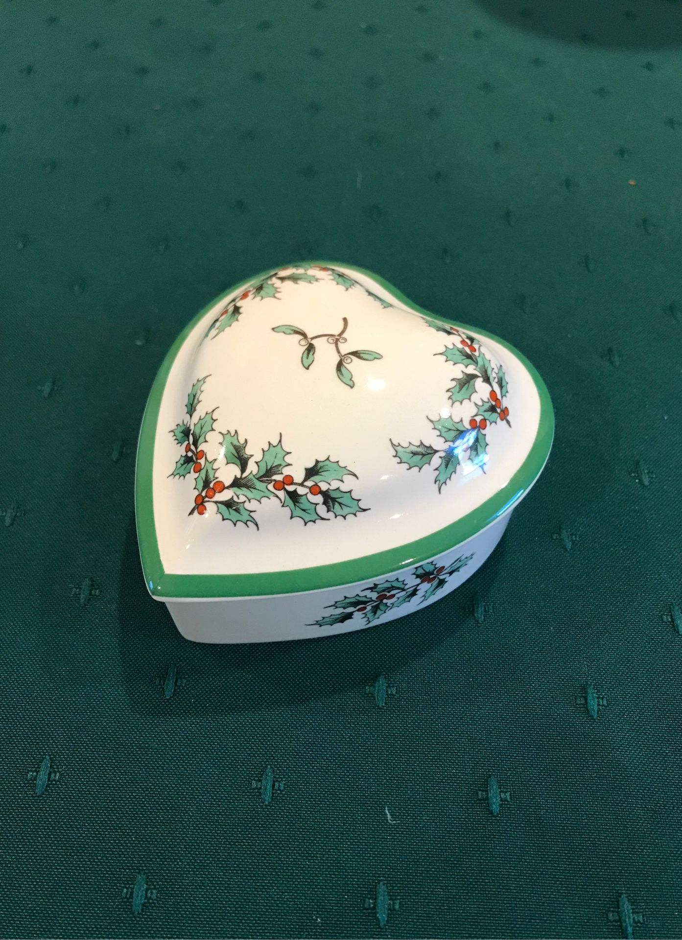 Spode covered candy/jewelry dish