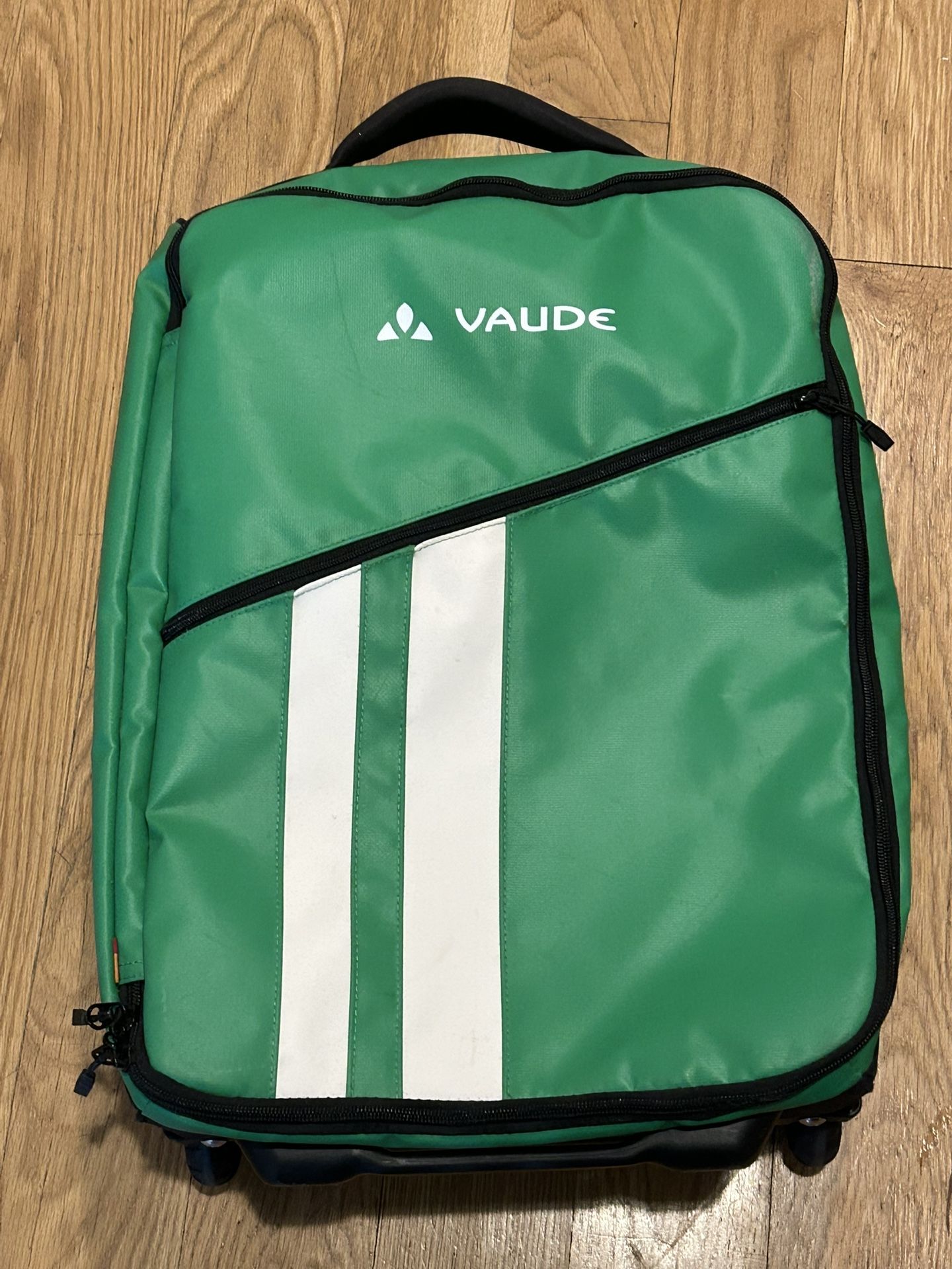 VAUDE Rotuma 35L duffle bag green