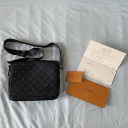 Louis Vuitton District PM Messenger Bag 
