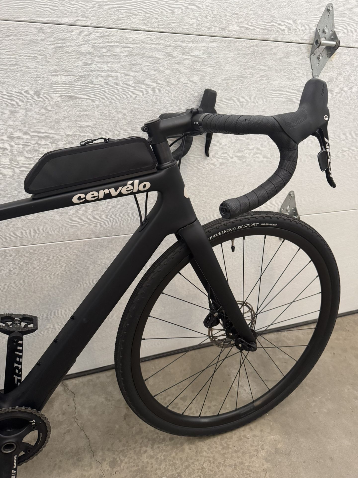 Cervelo Aspero Apex 1