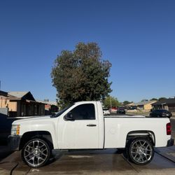 2013 Chevrolet Silverado V8 Single Cab