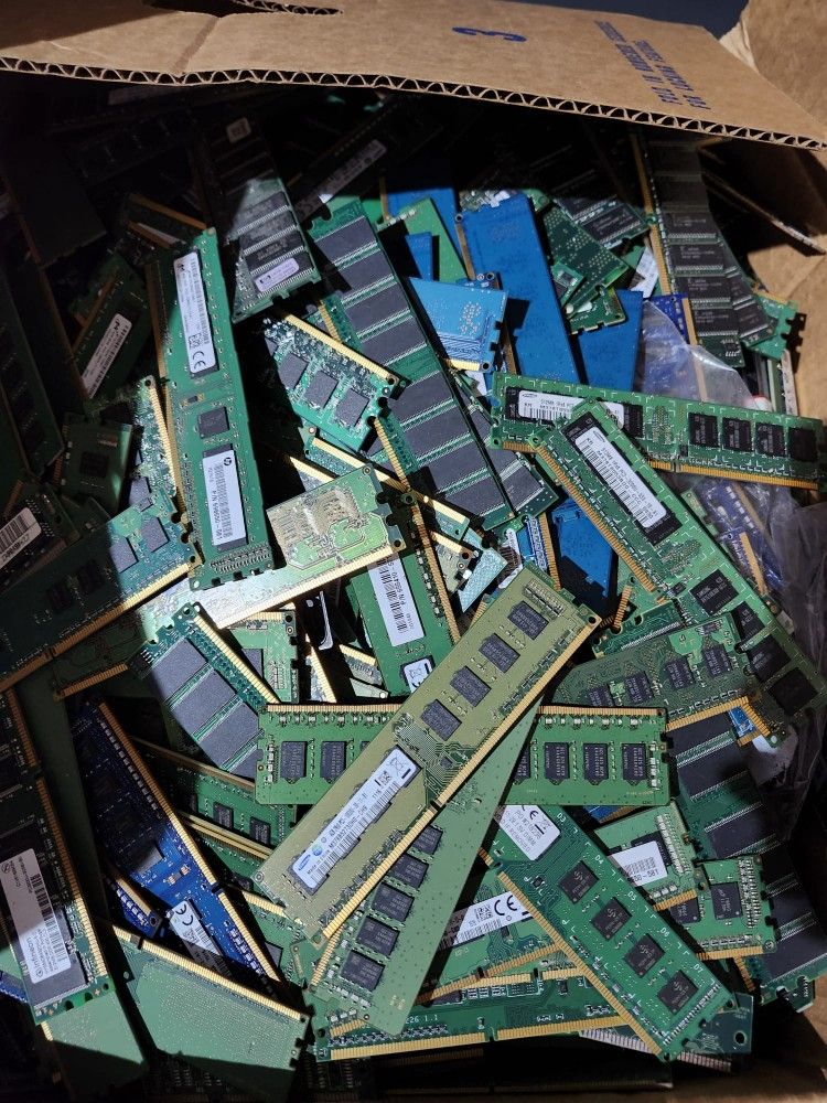 BUYING Boards,  MEMORY CARDS, POWERSUPPLY AND CPUS