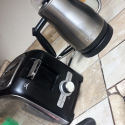 Toaster And Water Heater 