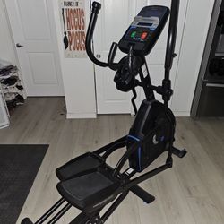 💪 Nautilus E616 Elliptical Trainer – $200 (Excellent Condition)
