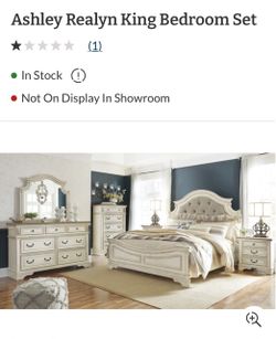 Ashley Realyn King Bedroom Set