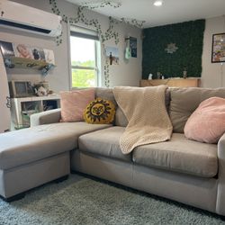 comfy gray L shape couch with tufted back cushions!!