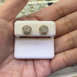10K DIAMOND EARRINGS
