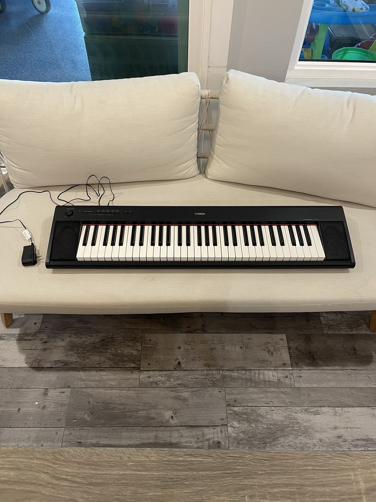 Yamaha 61 Key Portable Keyboard / Piano Model Piaggero NP-12 In Like New Condition- Everything Works