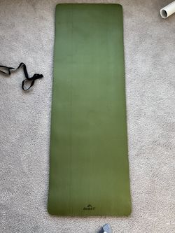 Quest Foam Sleeping Pad