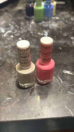 DND nail polishes - Neutral &  Neon Pink
