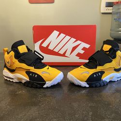 Slightly Used Great Condition Shoes No Trades