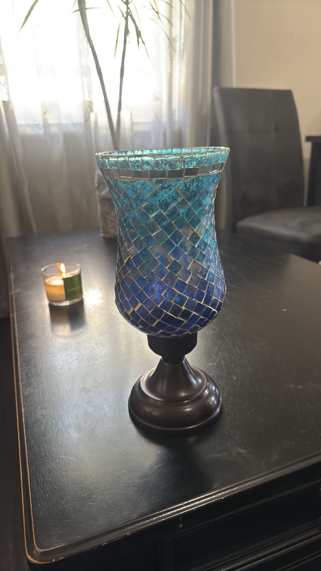 Candle holder