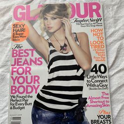 2009 AUGUST GLAMOUR MAGAZINE - TAYLOR SWIFT M424