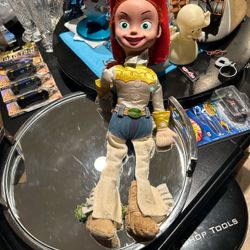 DISNEY/Pixar Jessie 18" Cowgirl Doll ToyStory 2 Bendable Poseable DISNEY STORE