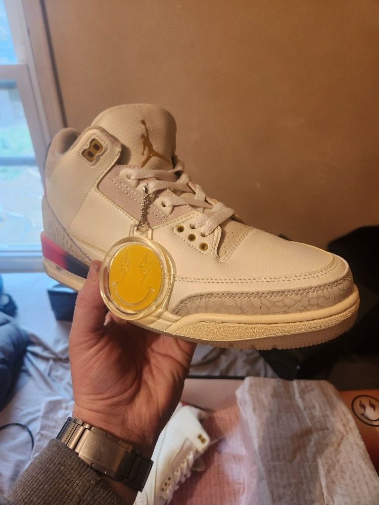 Jordan 3 Retro (J Balvin Medellin Sunset)