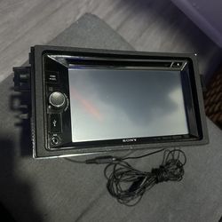 Sony Double Din Stereo CD/DVD Receiver Bluetooth