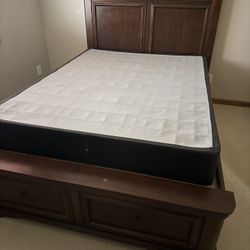 Solid Wood Queen Size Bed (includes Box Platform) 