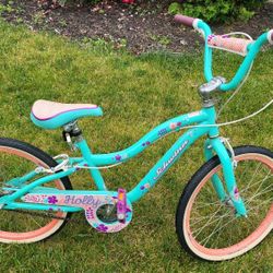 Schwinn Holly Bike with New tires and Inner Tubes