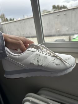 New Balance Sneakers 
